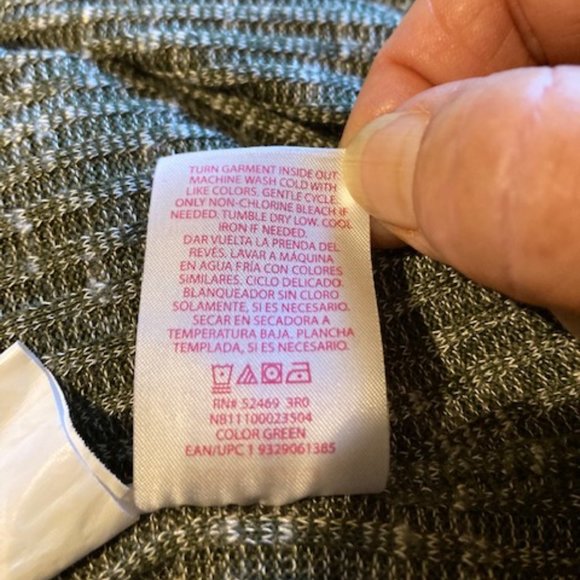 No Boundaries cardigan and tank set - Picture 7 of 15